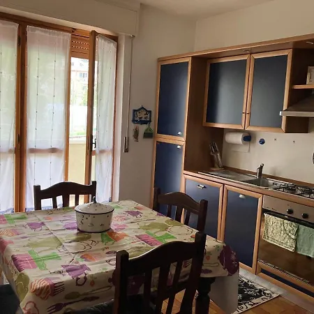 Mariposa דירה